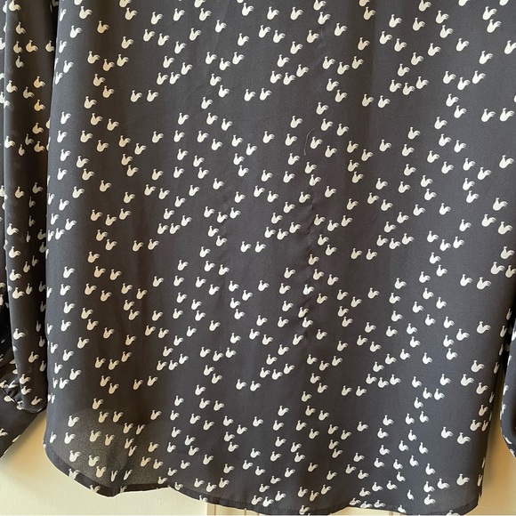 Loft Dress Blouse with Chickens! - Picture 4 of 10
